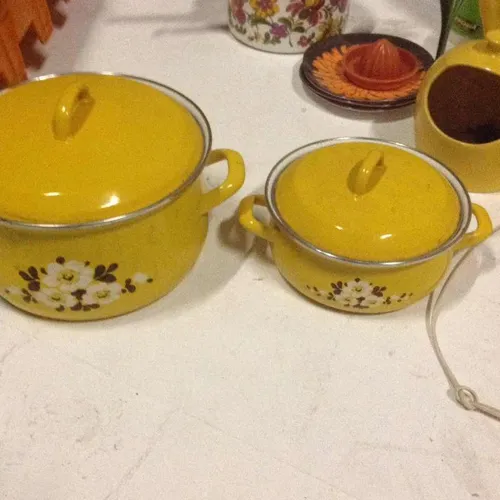 Yellow Floral Patterned 1960s / 1970s cooking pot set