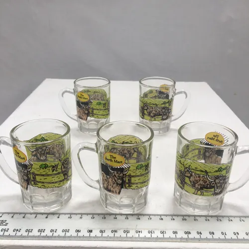 Highland Cow Souvenir liquer glass 'Perth Mart'