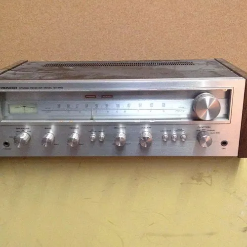 Pioneer Stereo Receiver Model SX-550 in silver