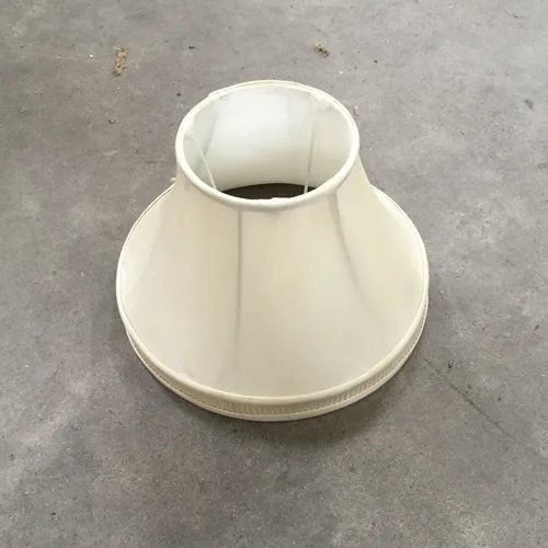 Cream lampshade with detailed edge 