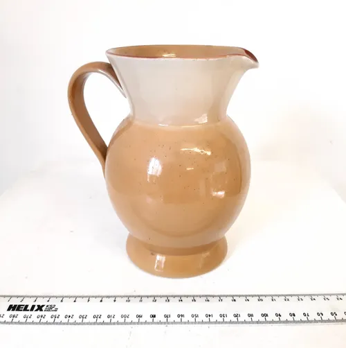 Small MammaRo Ceramic Jug