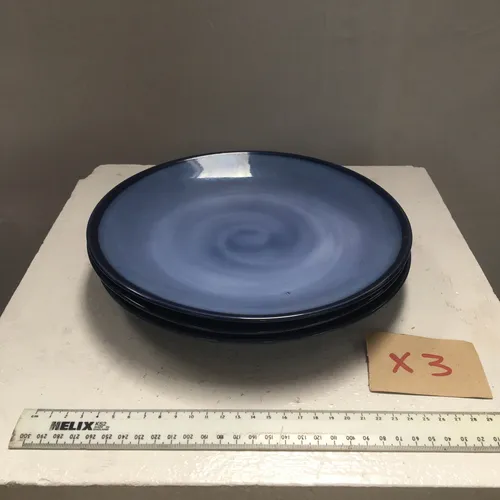 3 x Blue Ceramic Dinner Plates 