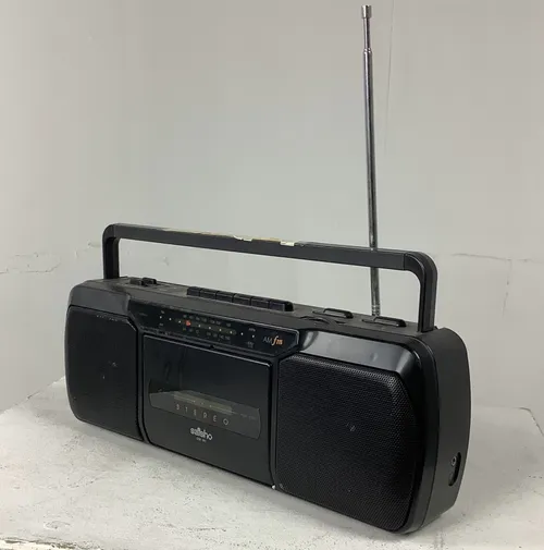 Black Saisho Portable Radio / Cassette Player