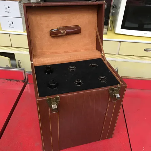 Leather Case with 6 Wine Bottles