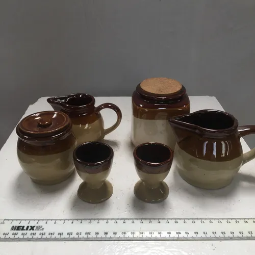 Various Vintage Tri-Tone Stoneware Pottery Kitchen Items