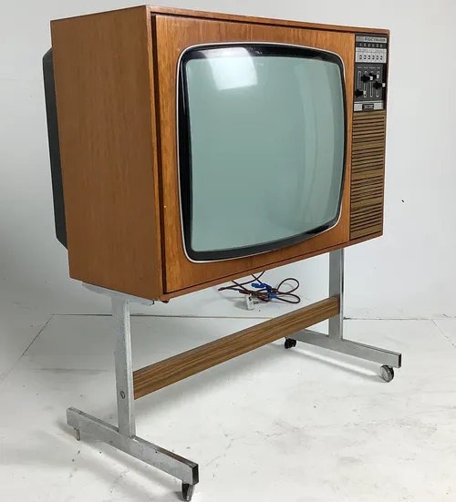 1974 Wooden G.E.C. Model 2121 Colour Television on Stand