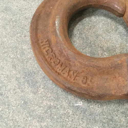 Heavy Rusted Metal Chain with Nicroman Hooks