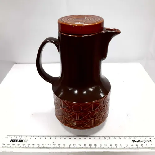 Vintage brown Beswick coffee pot (Model number 2211)