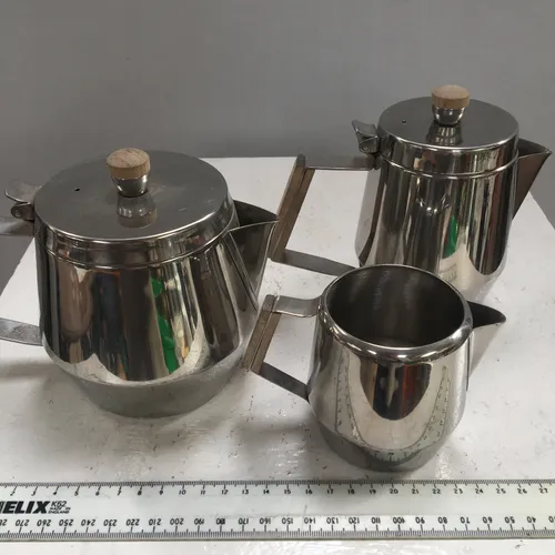 Stainless Steel Tea/Coffee Set with Wood Detail 