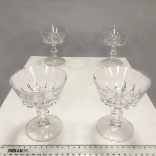 Set of 4 crystal glass dessert bowls
