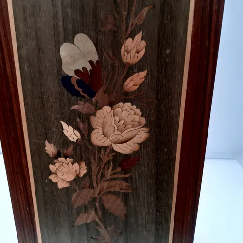 Tall wood flower picture