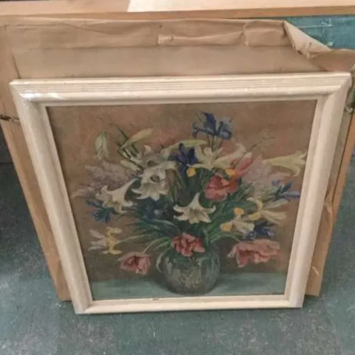 Vase and flowers painting