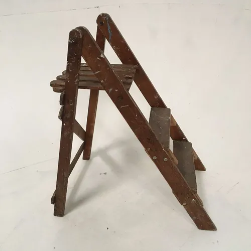 Period Wood 2 Step Folding Ladder