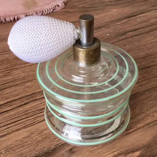 glass perfume atomiser with green lines design