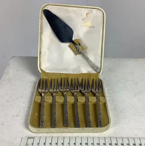 Viners Cake Forks and Slice Set