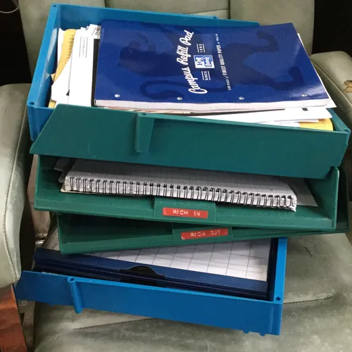 Plastic office file tray