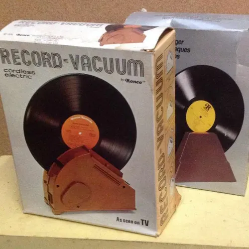 Period boxed Ronco Record Vacuum cordless electric
