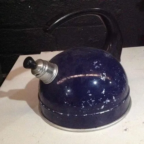 Stovetop Kettle Blue / Black / Silver Metal Period