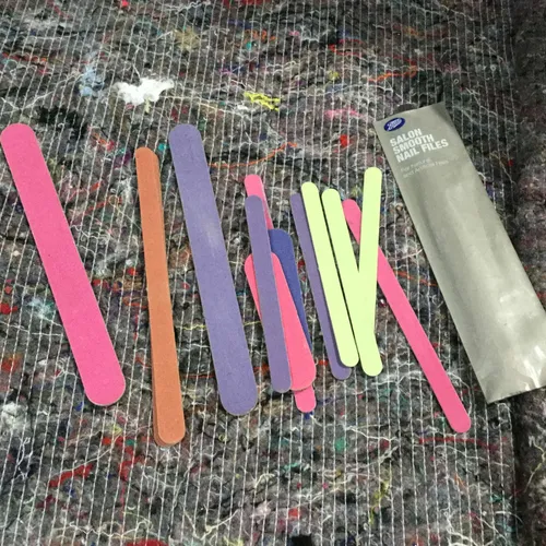 Quantity of nail files