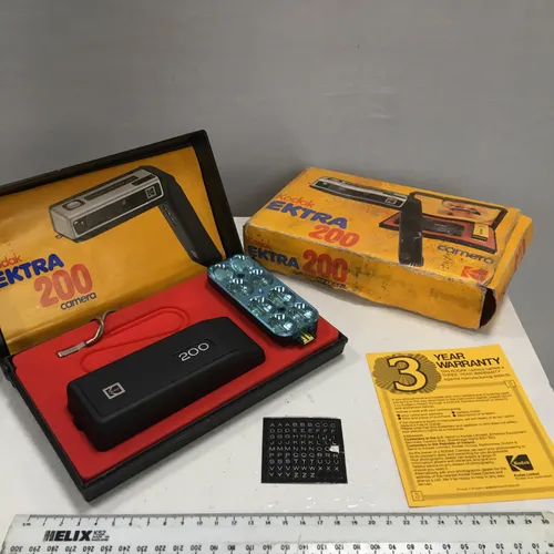 Kodak Ektra 200 Camera boxed