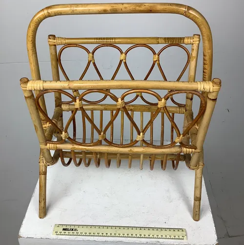 Wicker Newspaper / Magazine Rack