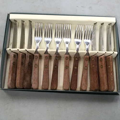 Sunnex fork and steak knife set