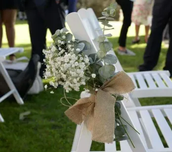 Sillas de madera plegables blancas