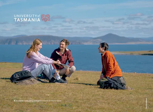 Maria Island - 3m media wall & frame