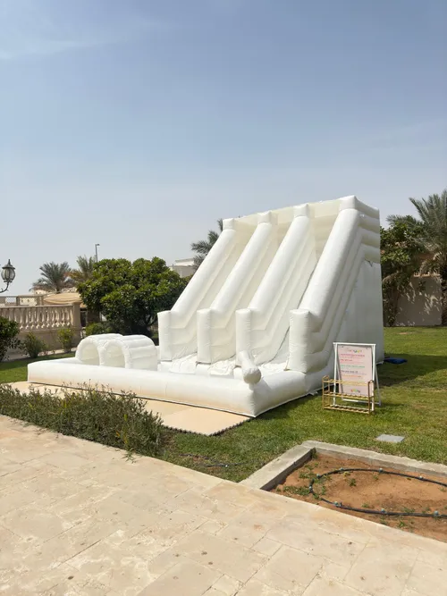 Double splash Inflatable