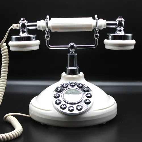 CHANTILLY LACE (PHONE RENTAL ONLY)