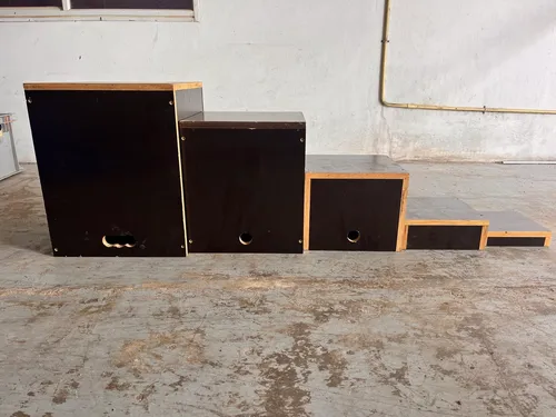 Set of 5 wooden support blocks (risers)