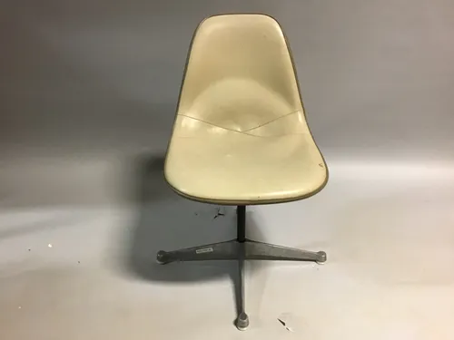 vintage cream leather eames chair  bucket steel base 
