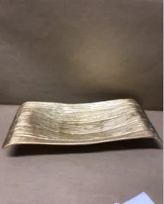 gold tray ridged 