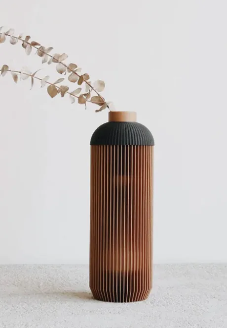 troyes vase natural and black ribbed 