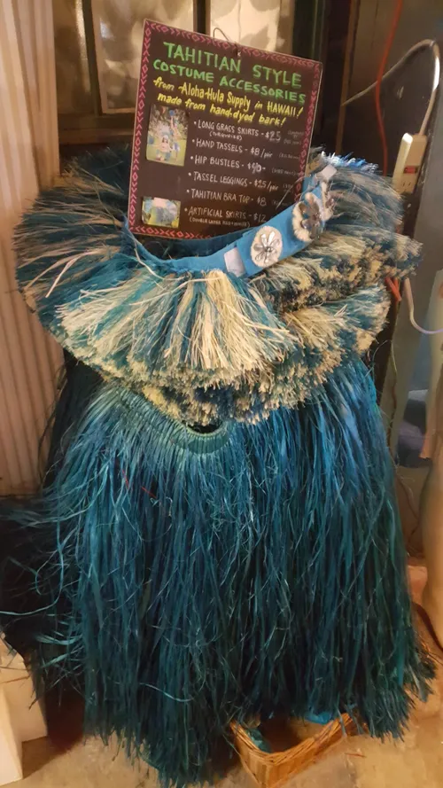 tahitian hula skirts 
