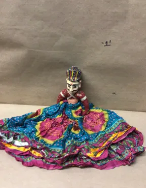 balinese puppet pink and blue skirt 