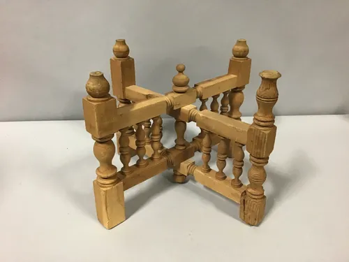  moroccan side/coffee table base w/o tray wood legs