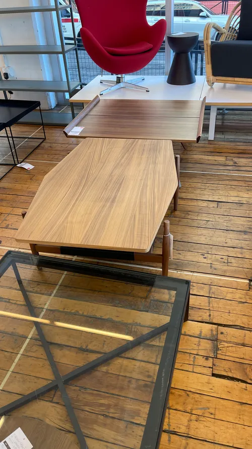 wood coffee table pointed sides dwr jen risom 30x45wx16h