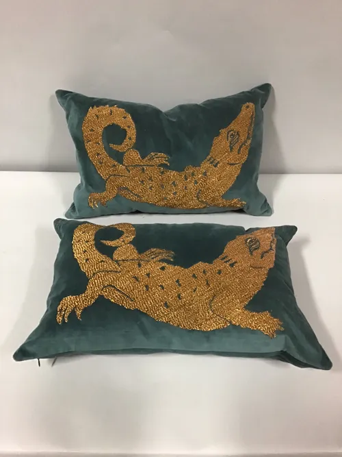 Lumbar Pillow Cover, alligator design lumbar 