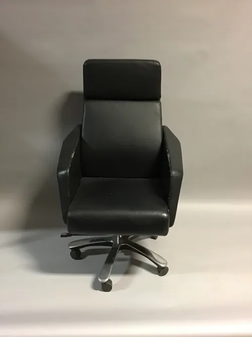 Executive office chair black 