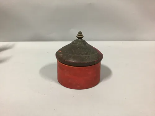tribal pot wood red base pointed top 