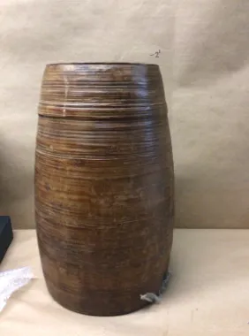 wooden barrel vessell container
