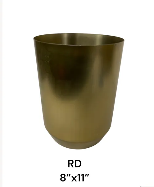 brass pot /planter 8x11