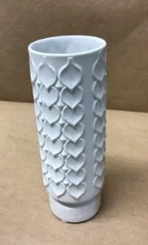 pattern white vase 