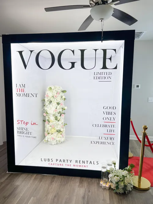 Magazine Vogue Booth