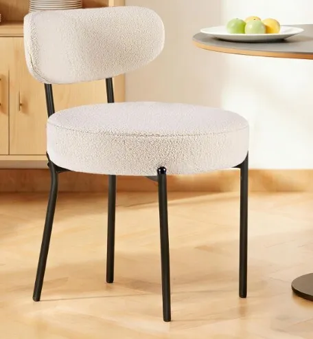 Luxury Sweetheart chair