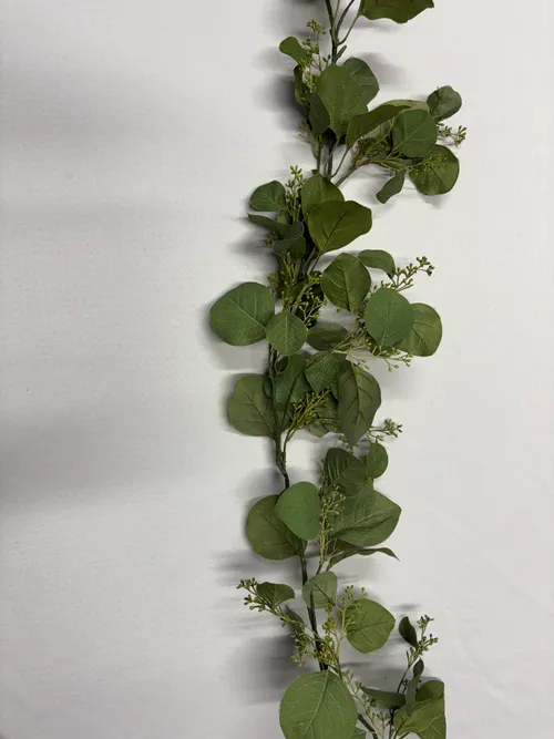 Seeded Eucalyptus Garland