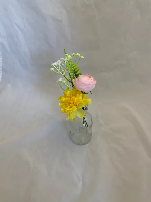 Cottage Premade Floral Small Vase 4