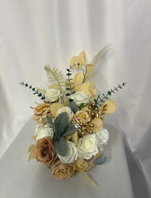 Boho Aisle Floral Arrangement 