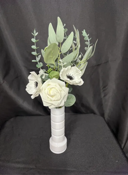 Classic White Premade Floral Medium 4